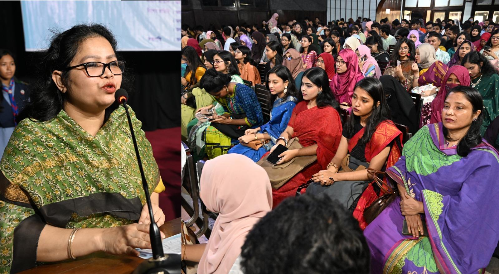 ঢাবি’র ১ম বর্ষ আন্ডারগ্র্যাজুয়েট প্রোগ্রামের শিক্ষার্থীদের পরিচিতি সভা